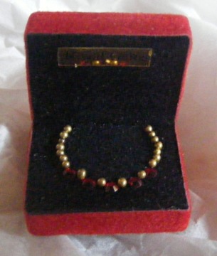 DOLLS HOUSE 1/12TH RUBY BOXED NECKLACE